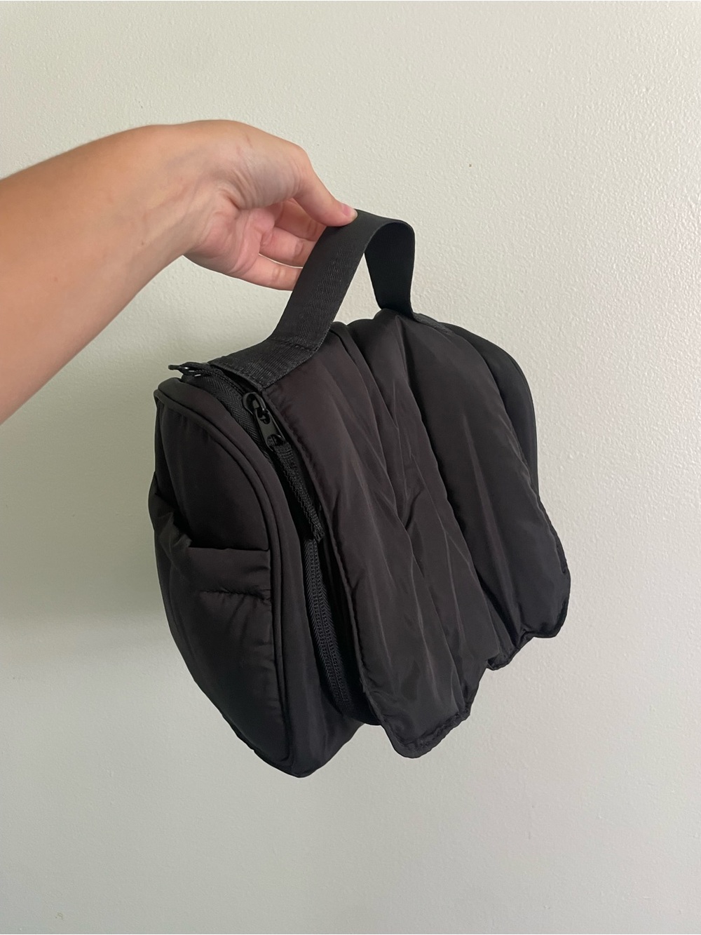 Amazon Black Quilted Puffer Camera Gear Carry Case